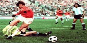 失败者视角下的伟大认同 -多宝体育