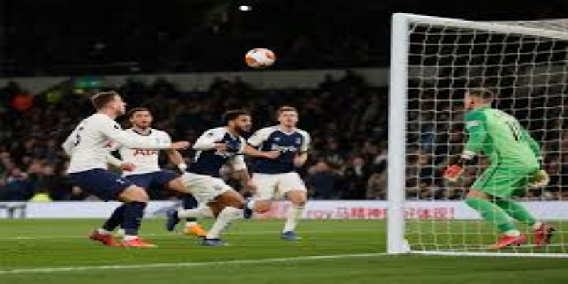 多宝体育视角：争议时刻如何改变比赛节奏 -   多宝体育