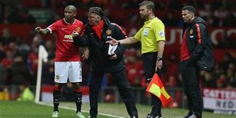 范加尔的“点金之手”：边缘人到曼联核心的蜕变-多宝体育