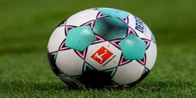 多宝体育补充：德甲文化与英超球迷的适配逻辑-多宝体育