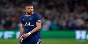 多宝体育深度解读：巴萨财政困境与引援策略调整-多宝体育